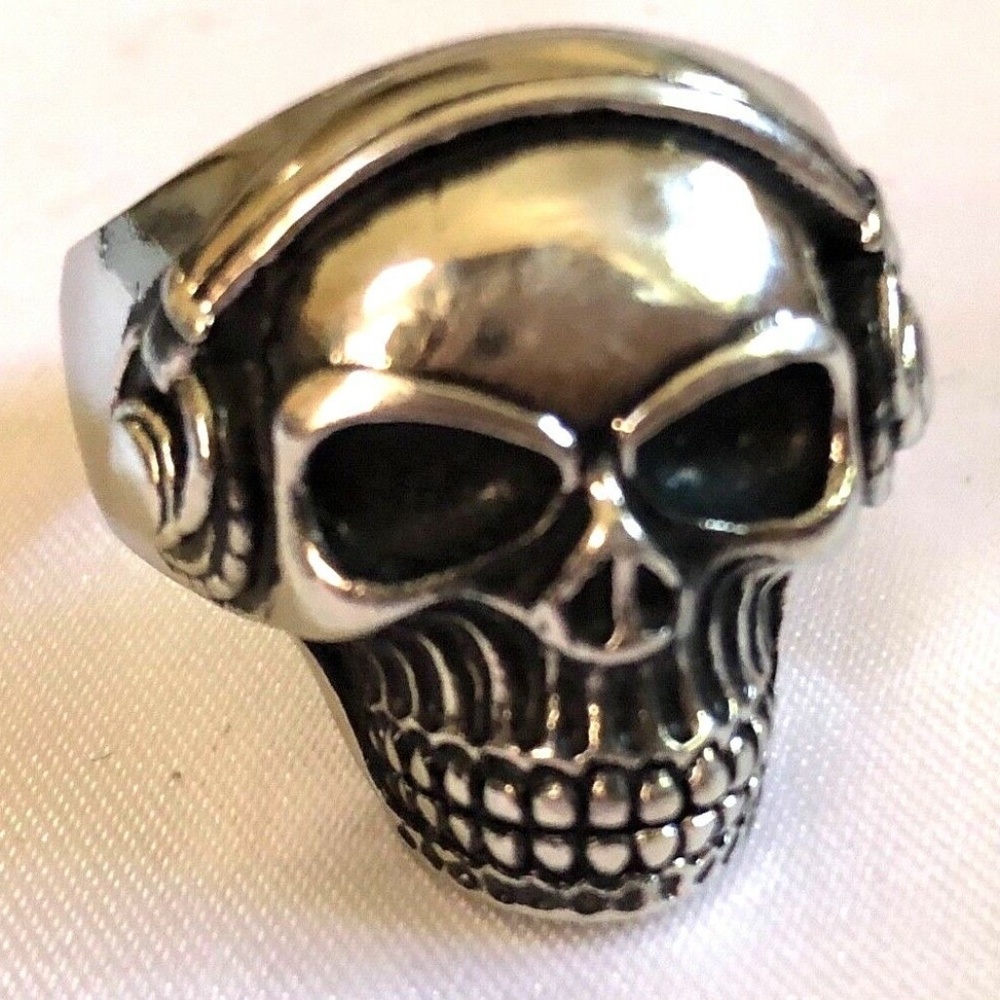 Large Figural Silver Color Metal Dj Headphones Skull Ring Sz 12.5